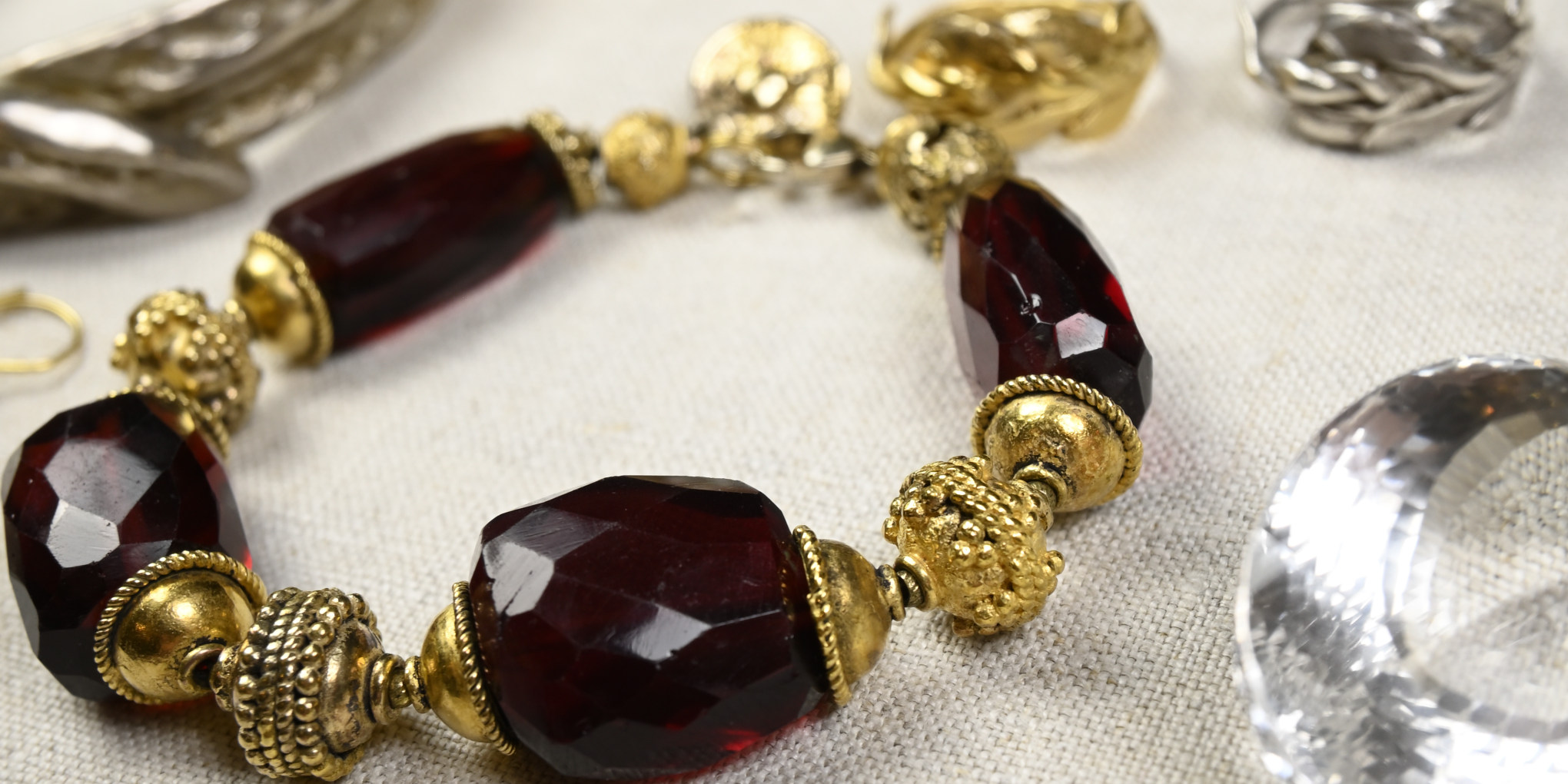 Young Victoria Armband | ABP3